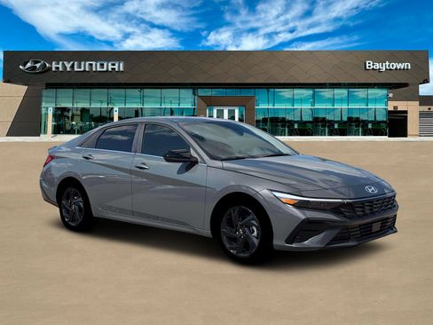 New 2026 Hyundai Elantra SEL Sport Premium w/ Cargo Package FWD image 10