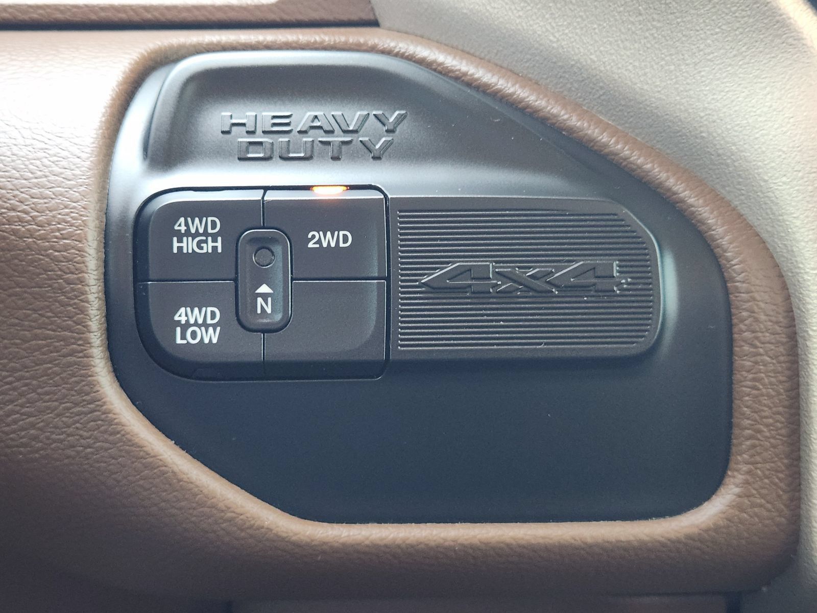 Used 2023 RAM 3500 Laramie AWD/4WD image 19