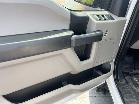 Used 2016 Ford F150 XL w/ Equipment Group 101A Mid AWD/4WD image 13