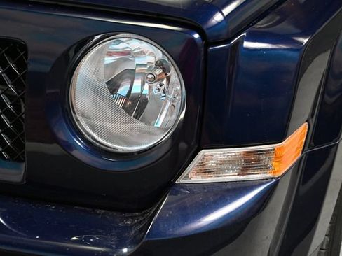 Used 2016 Jeep Patriot Sport FWD image 13