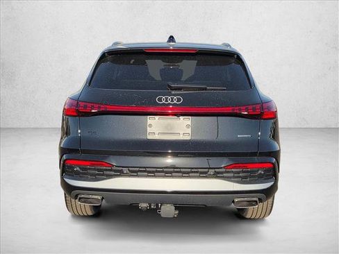 New 2025 Audi Q5 Premium Plus image 8