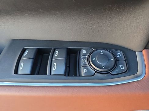 Used 2025 GMC Sierra 2500 Denali Ultimate image 27