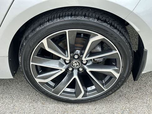 Used 2021 Toyota Corolla SE w/ Carpet Mat Package (TMS) FWD image 5