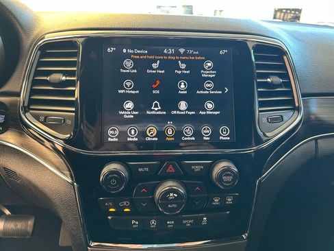 Used 2019 Jeep Grand Cherokee Limited image 29