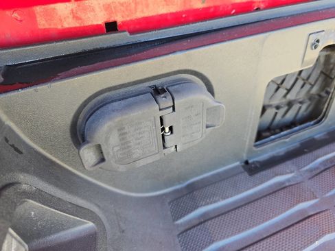 Used 2015 Toyota Tundra SR5 w/ TRD Off Road Package image 40