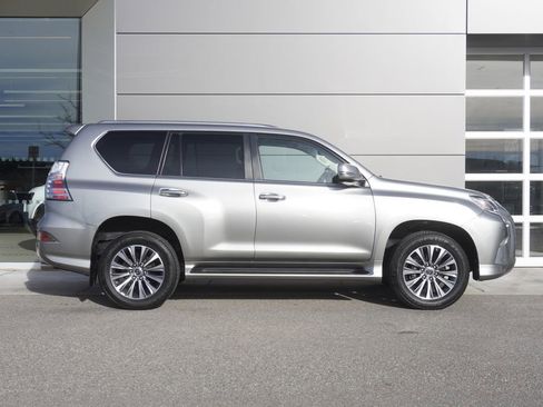 Used 2023 Lexus GX 460 Luxury image 7