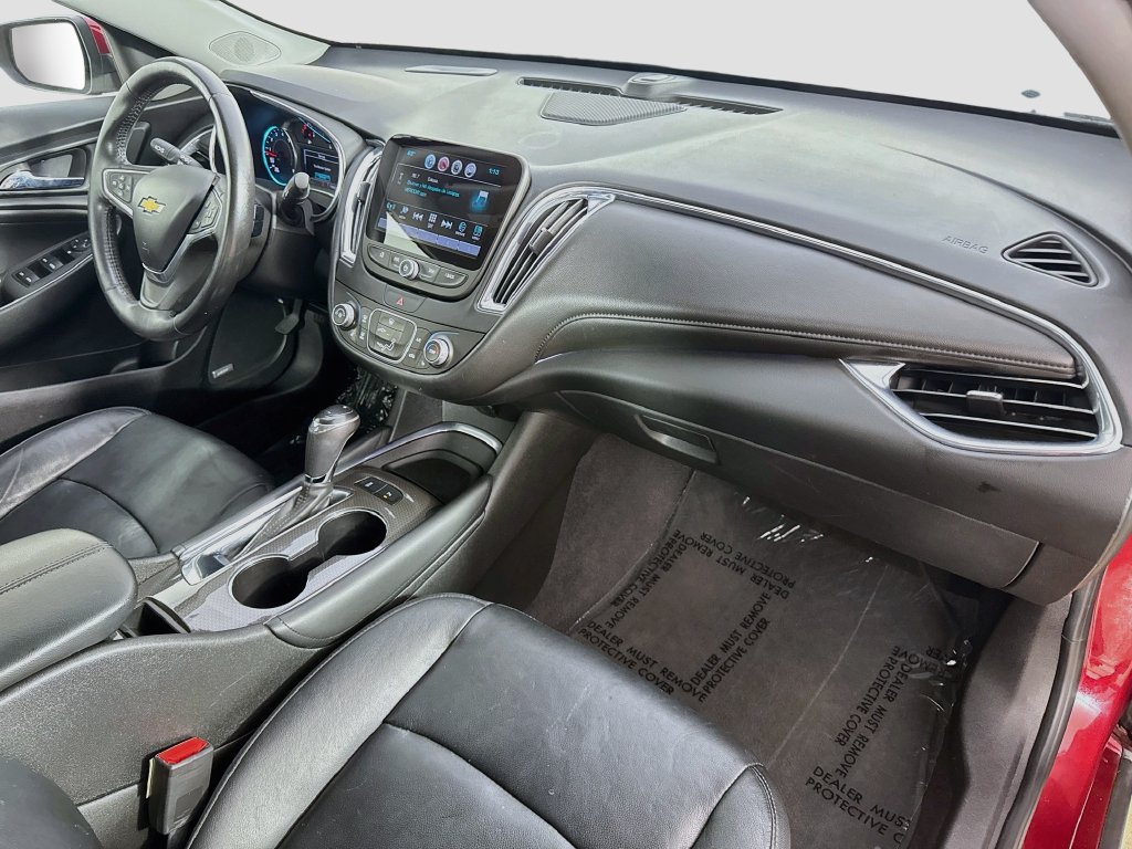 Used 2017 Chevrolet Malibu LT w/ Leather Package FWD image 37