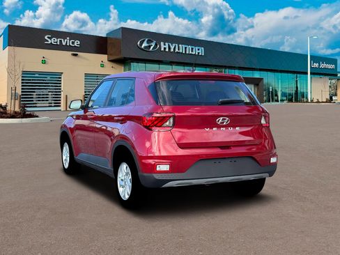 New 2026 Hyundai Venue SE image 5
