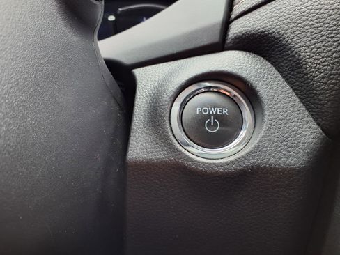 Used 2024 Toyota RAV4 XLE AWD/4WD image 20