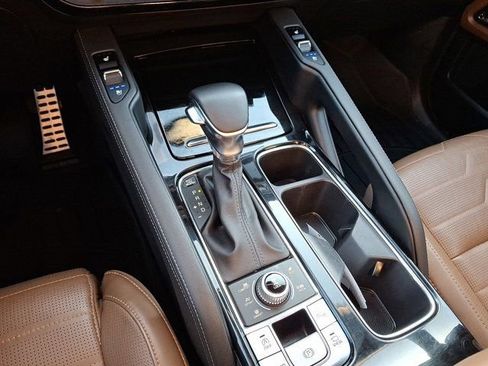 Used 2022 Kia Telluride SX w/ SX Prestige Package AWD/4WD image 21