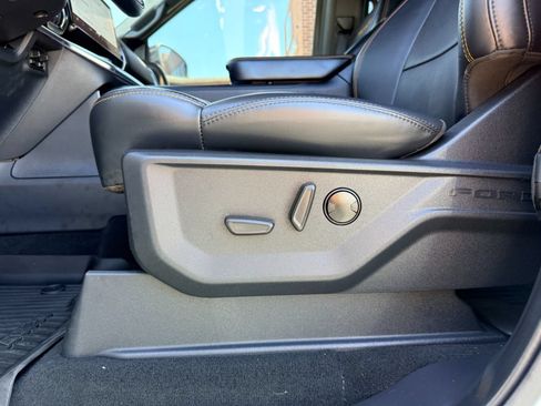 Used 2025 Ford Expedition Tremor AWD/4WD image 22