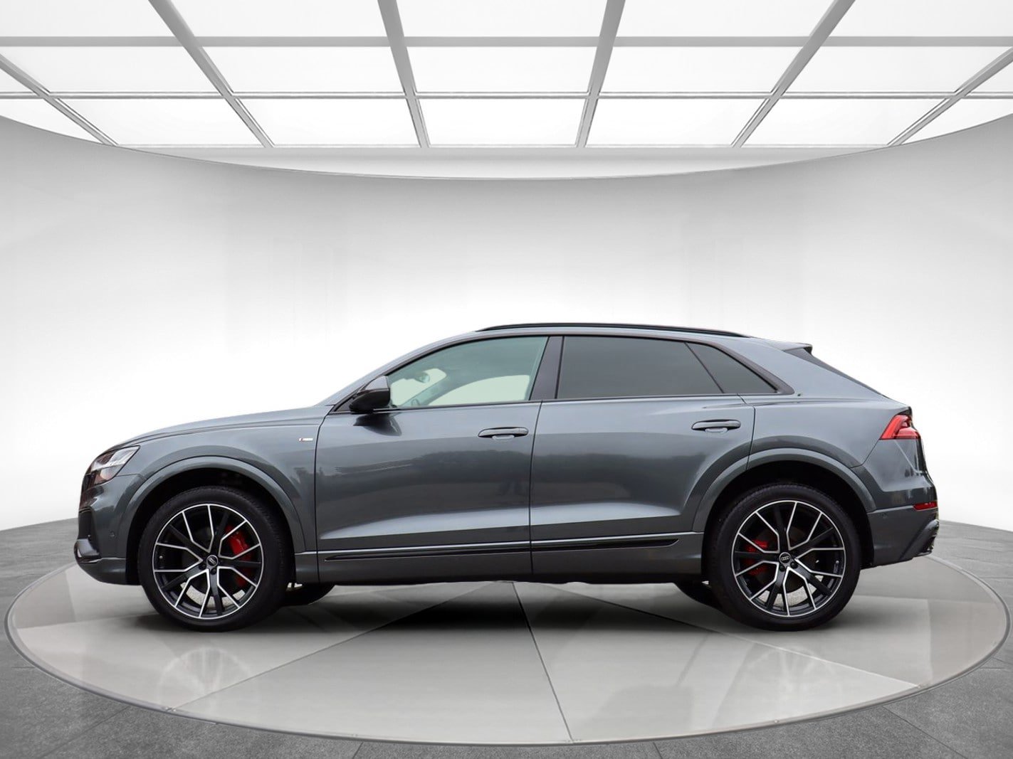 Used 2023 Audi Q8 Premium Plus w/ Premium Plus Package AWD/4WD image 4