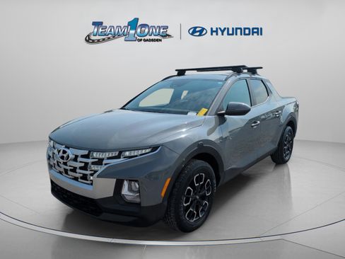 Used 2022 Hyundai Santa Cruz SEL w/ Activity Package FWD image 4