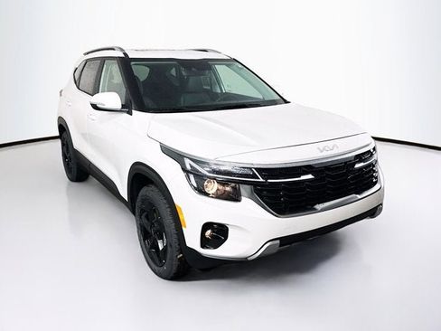 New 2026 Kia Seltos EX w/ EX Sunroof Package image 3