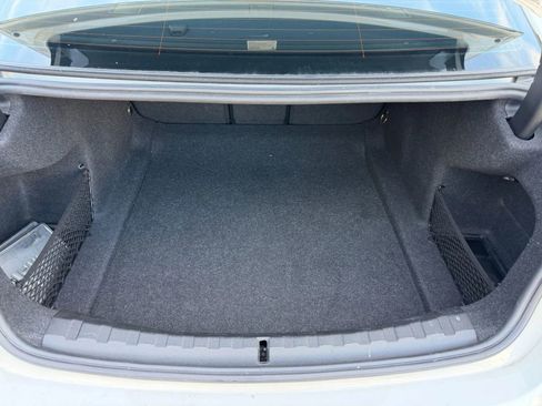 Used 2019 BMW 330i 330i Sedan 4D w/ Convenience Package image 19