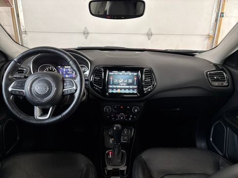 Used 2018 Jeep Compass Limited w/ Navigation Group image 18
