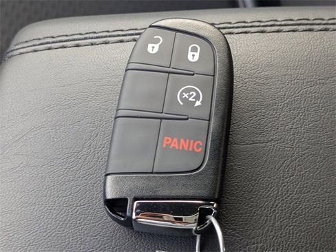 New 2026 Jeep Compass Latitude image 27