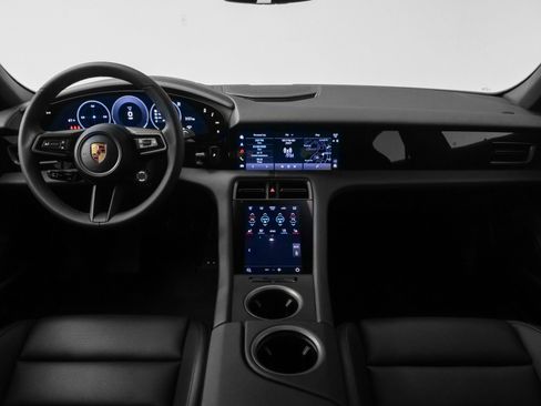 New 2025 Porsche Taycan image 30