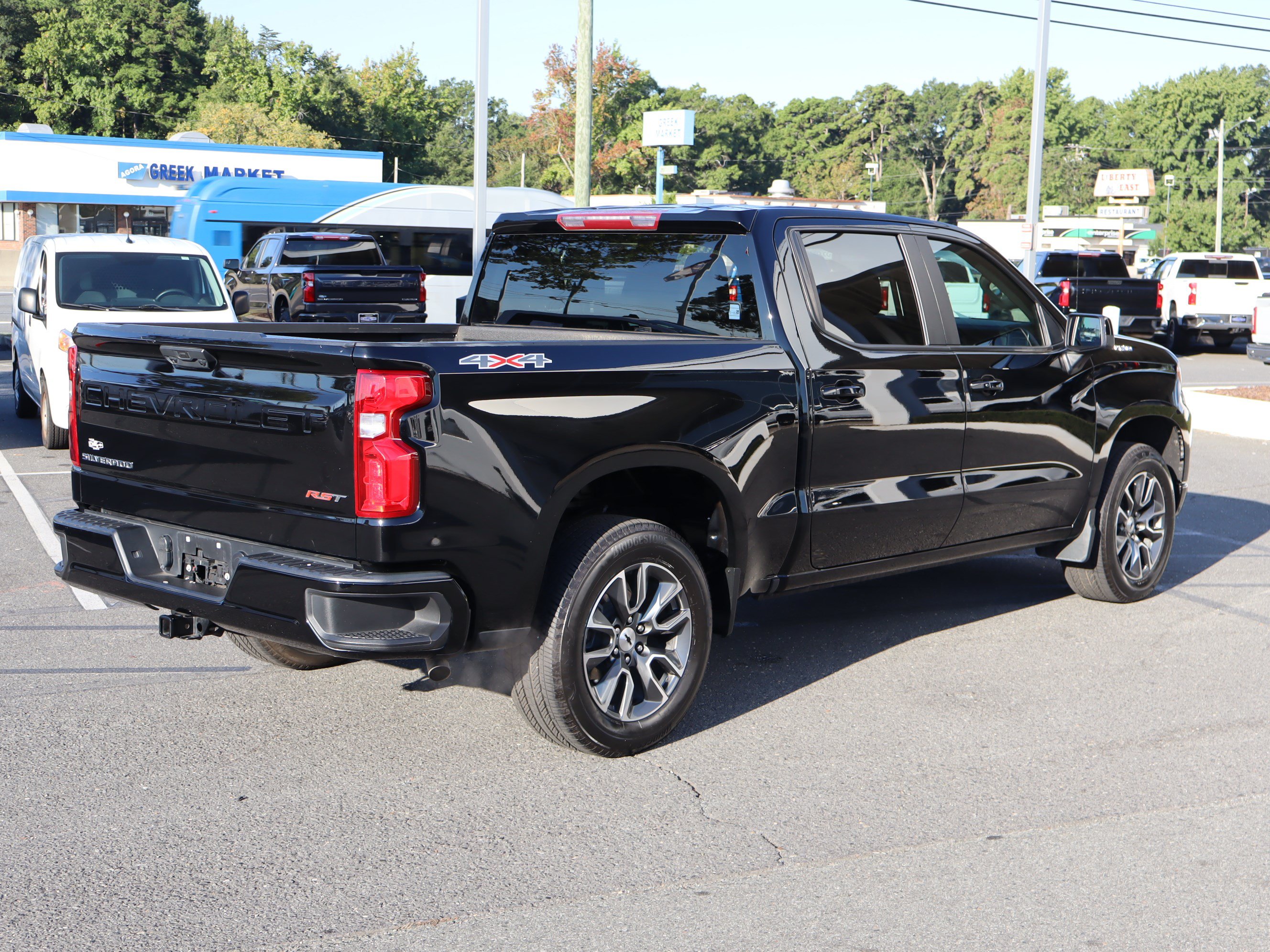 Used 2023 Chevrolet Silverado 1500 RST AWD/4WD image 10