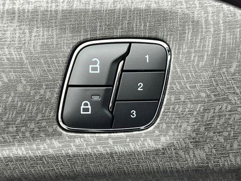 New 2026 Ford Explorer Platinum w/ LUX Leather Package image 21