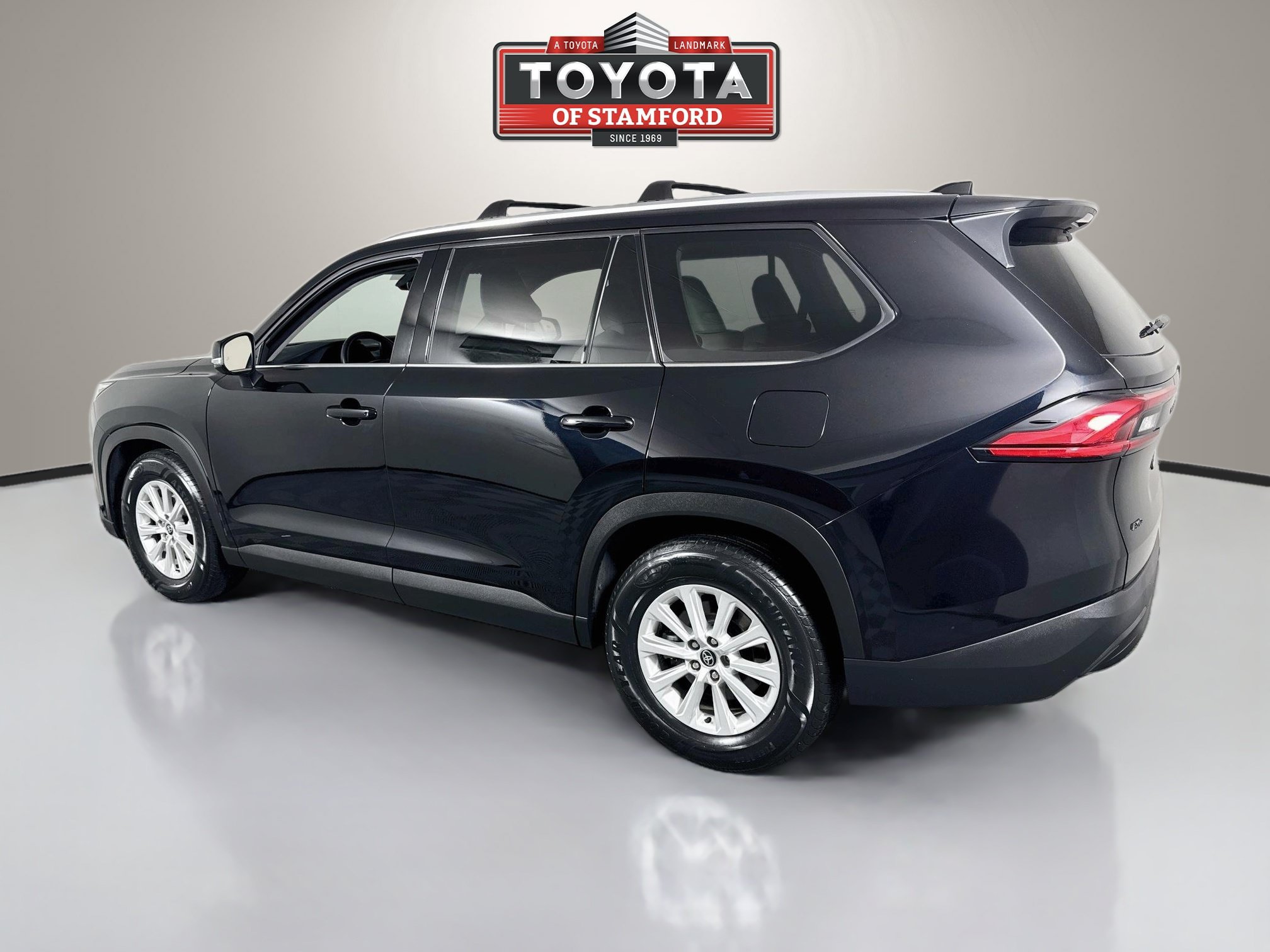 Used 2024 Toyota Grand Highlander AWD image 5