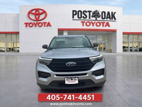 Used 2022 Ford Explorer 4WD image 3