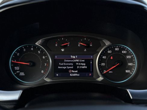 Used 2022 Chevrolet Traverse RS image 18