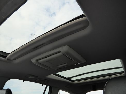 Used 2016 Honda Pilot Elite image 34