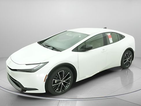 Certified 2026 Toyota Prius XLE FWD image 2