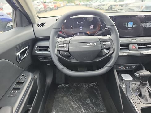 New 2026 Kia K4 EX FWD image 13