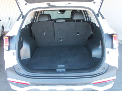 Used 2023 Kia Sportage EX image 22