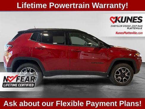 Used 2025 Jeep Compass Trailhawk AWD/4WD image 11