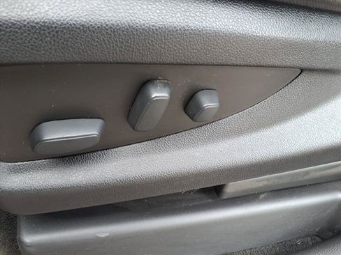 Used 2018 GMC Sierra 1500 SLE image 22