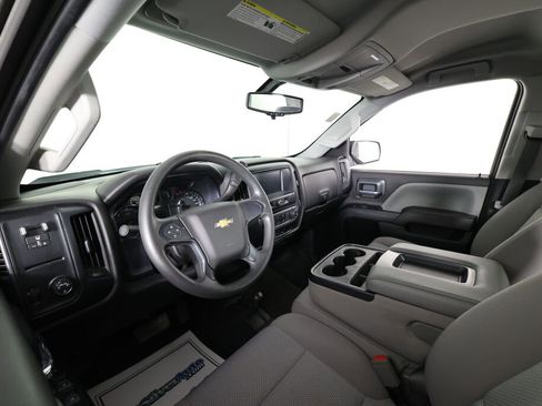 Used 2018 Chevrolet Silverado 1500 Custom image 10