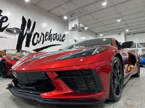 Used 2021 Chevrolet Corvette Stingray Premium Conv w/ Z51 Performance Package RWD image 18