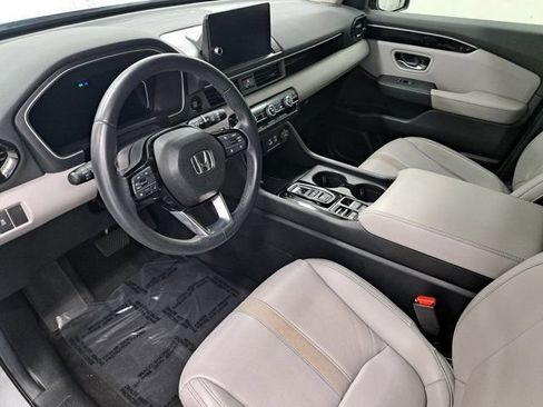 Certified 2024 Honda Pilot EX-L image 17
