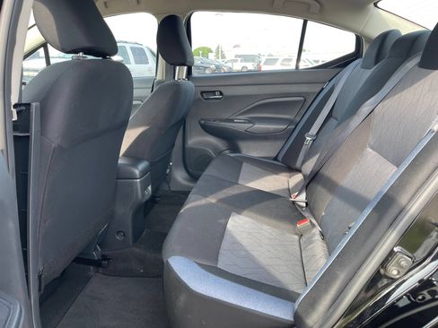Used 2025 Nissan Versa SV FWD image 14