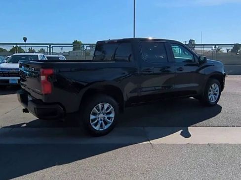 Used 2022 Chevrolet Silverado 1500 Custom image 8