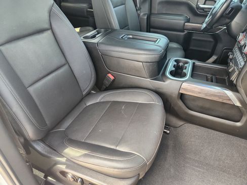 Used 2022 Chevrolet Silverado 3500 LTZ w/ LTZ Plus Package AWD/4WD image 16