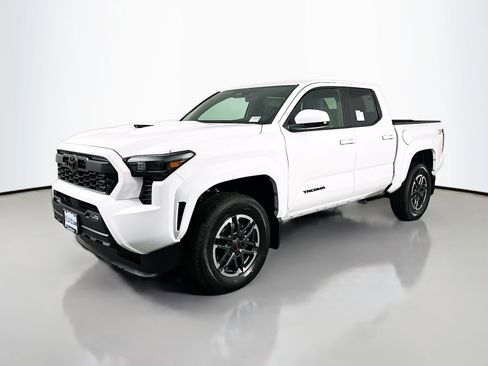 New 2026 Toyota Tacoma TRD Sport AWD/4WD image 3