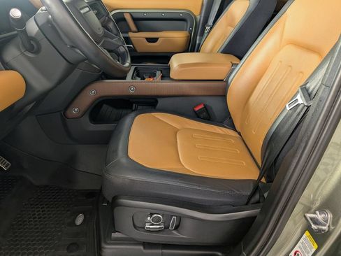 Used 2023 Land Rover Defender 130 X AWD/4WD image 14