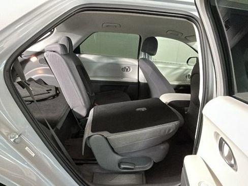 Used 2024 Hyundai Ioniq 5 SEL RWD image 29