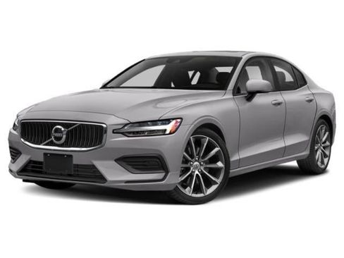Used 2022 Volvo S60 B5 Momentum w/ Premium Package FWD image 1