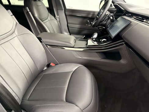 New 2026 Land Rover Range Rover Sport Dynamic SE AWD/4WD image 11