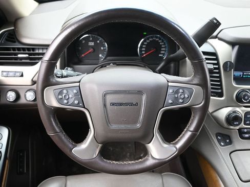 Used 2020 GMC Yukon XL Denali w/ Enhanced Security Package image 24