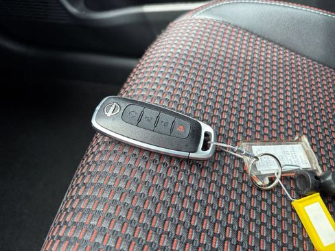 Used 2026 Nissan Kicks SR AWD/4WD image 21