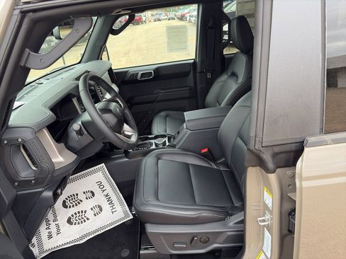 New 2026 Ford Bronco Outer Banks AWD/4WD image 21