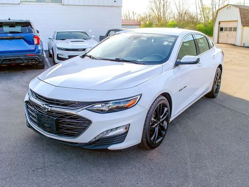 Used 2024 Chevrolet Malibu LT w/ Sport Edition FWD image 8