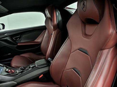 Used 2020 Lamborghini Huracan EVO AWD/4WD image 20
