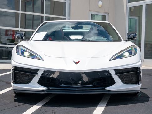 Used 2023 Chevrolet Corvette Stingray Premium Conv w/ Z51 Performance Package RWD image 4